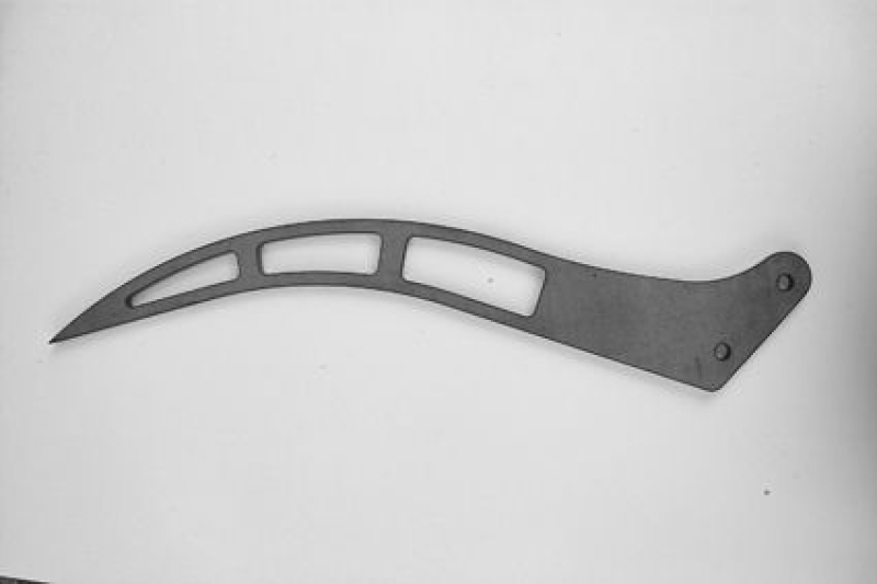 HRC FENDERSTRUTS &quot;SLOTTED&quot; 8MM CA. 525MM MIDDLE FRT.HOLE 684810