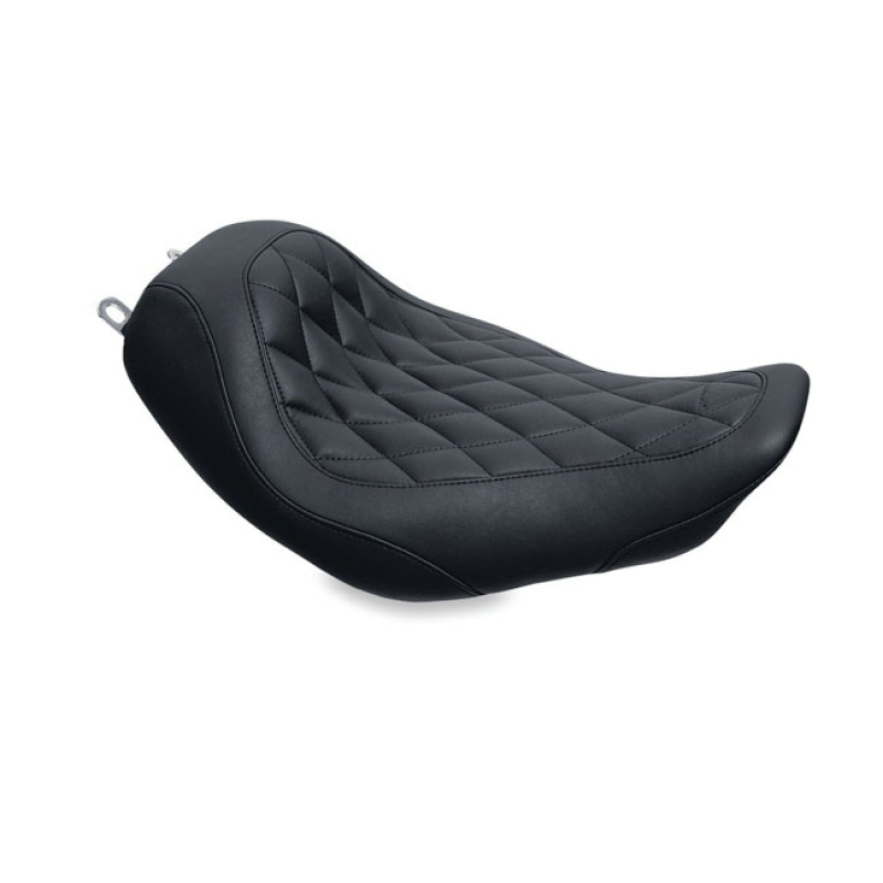 MUSTANG, WIDE TRIPPER SOLO SEAT BLACK. 14&quot; WIDE. DIAMOND STYLE STITCH. 537024