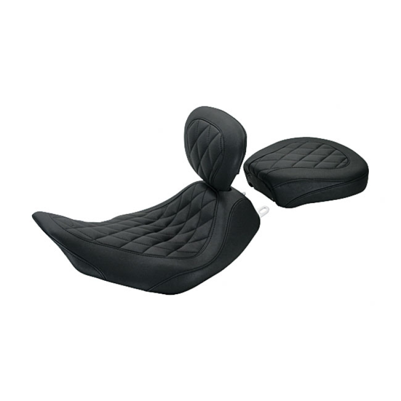 MUSTANG, WIDE TRIPPER SOLO SEAT. WITH RIDER BACKREST BLACK. 14&quot; WIDE. 537028