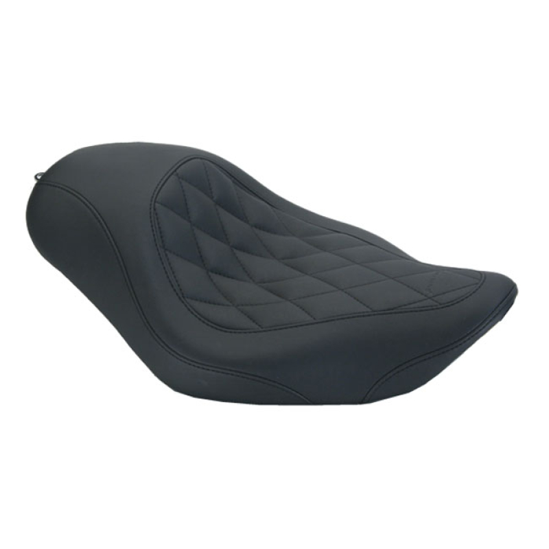 MUSTANG, WIDE TRIPPER SOLO SEAT BLACK. 12&quot; WIDE. DIAMOND STYLE STITCH. 537046