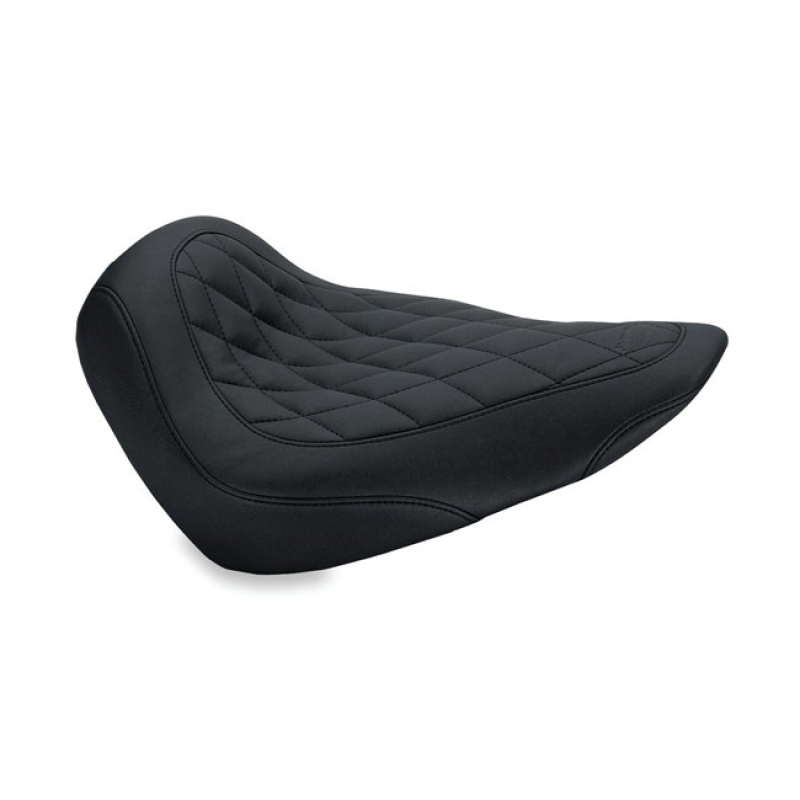 MUSTANG, WIDE TRIPPER SOLO SEAT BLACK. 14&quot; WIDE. DIAMOND STYLE STITCH. 537486